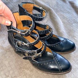 Felicity Freebird size 10